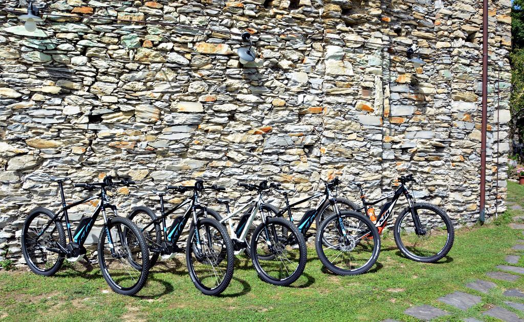 Agriturismo Casa Turchetti Comano  Eksteriør bilde