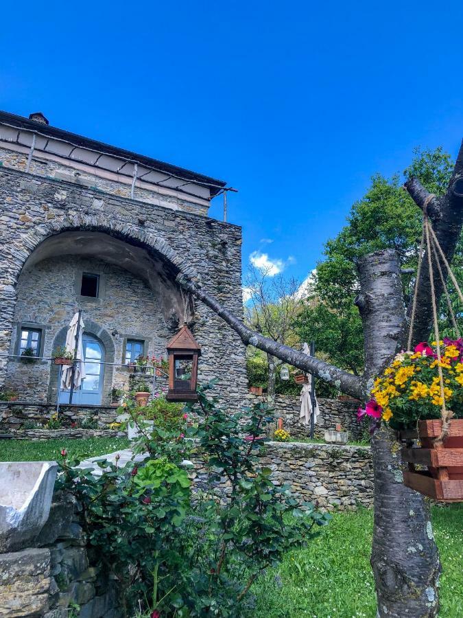 Agriturismo Casa Turchetti Comano  Eksteriør bilde